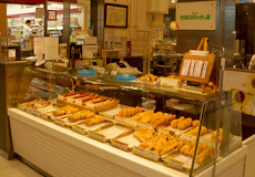 大和コロッケの店 西大寺店